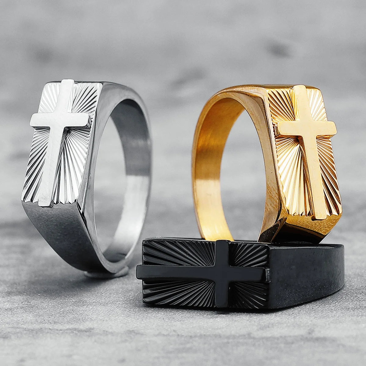 Cernith™ Cross Ring